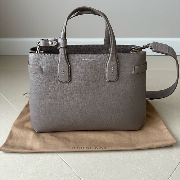 Burberry Handbags - Burberry Taupe Leather Tote